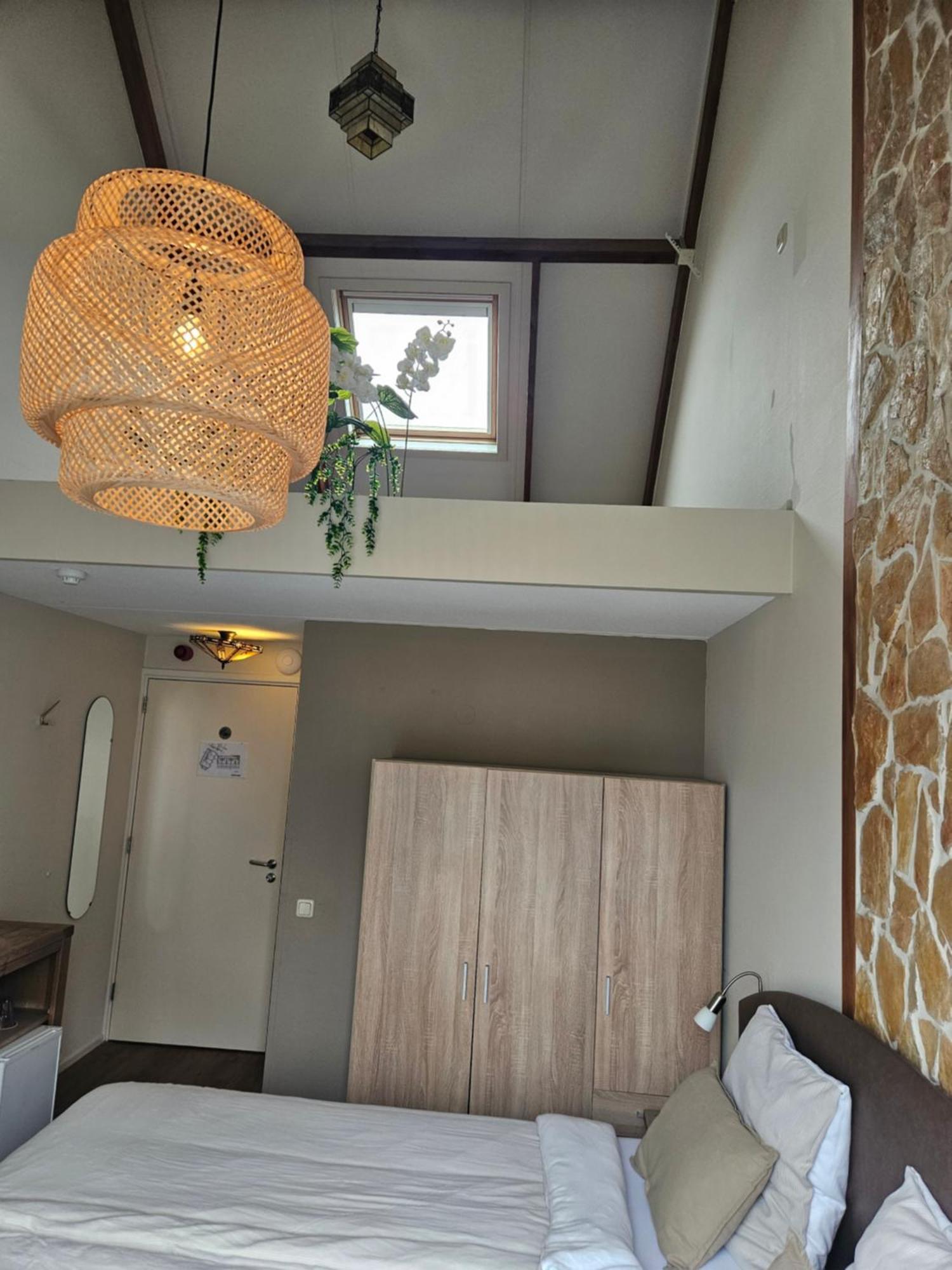 Hotel Dolores Ameland هولوم المظهر الخارجي الصورة