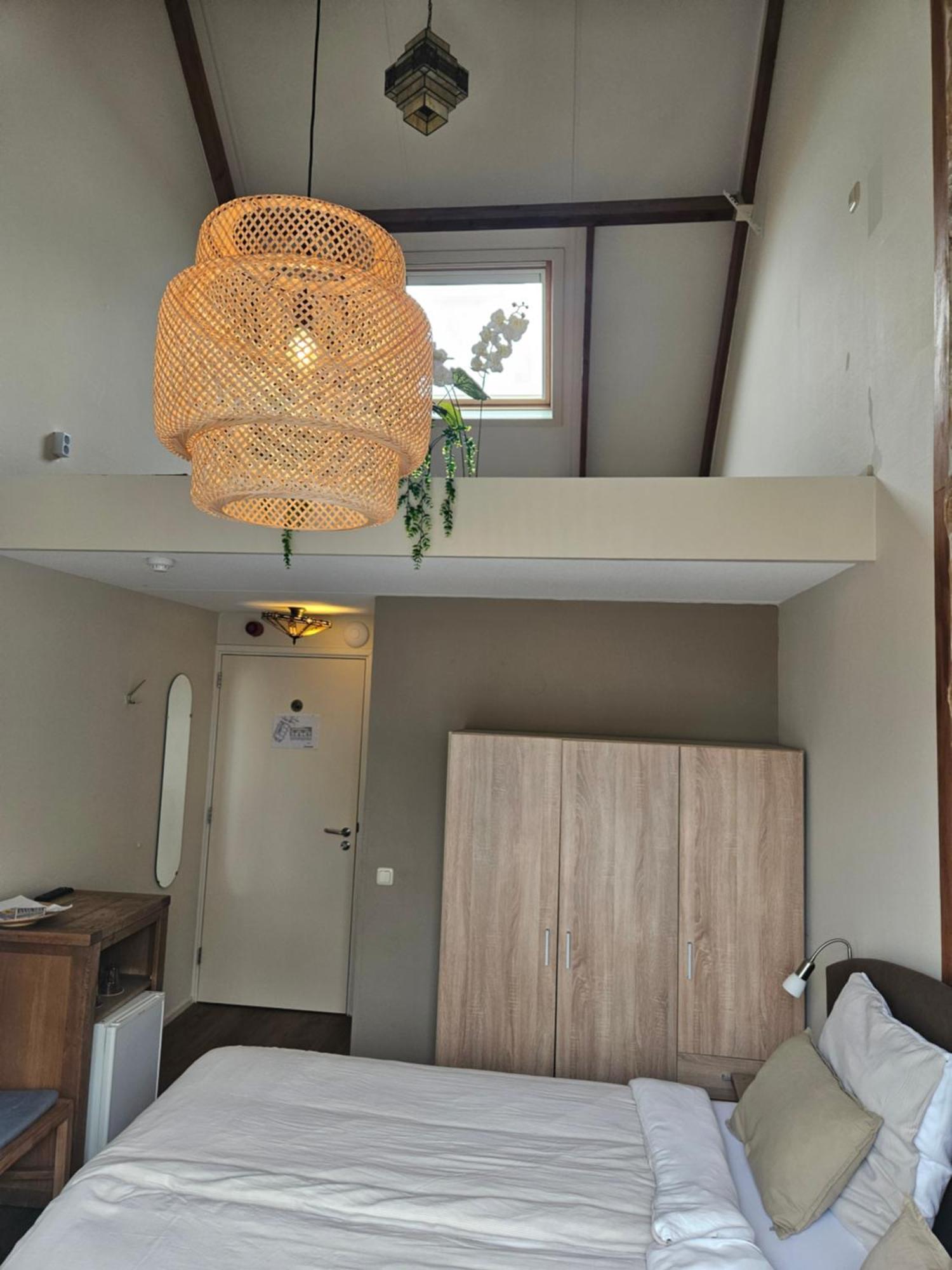 Hotel Dolores Ameland هولوم المظهر الخارجي الصورة