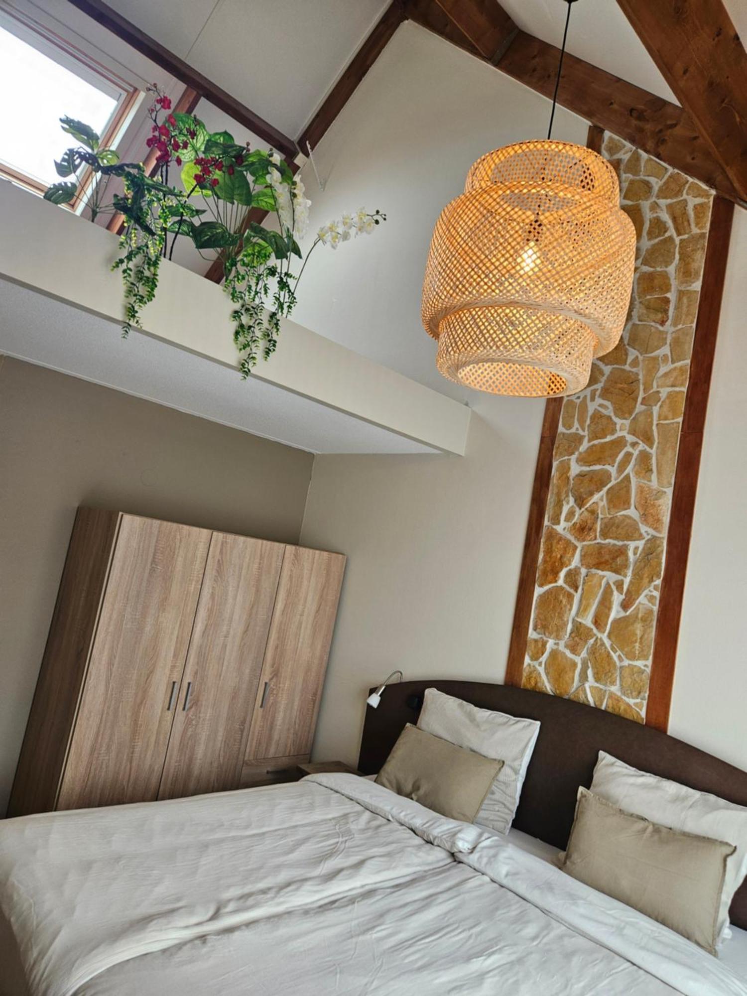 Hotel Dolores Ameland هولوم المظهر الخارجي الصورة